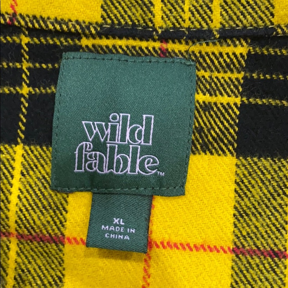 Flannel. - Picture 2 of 2